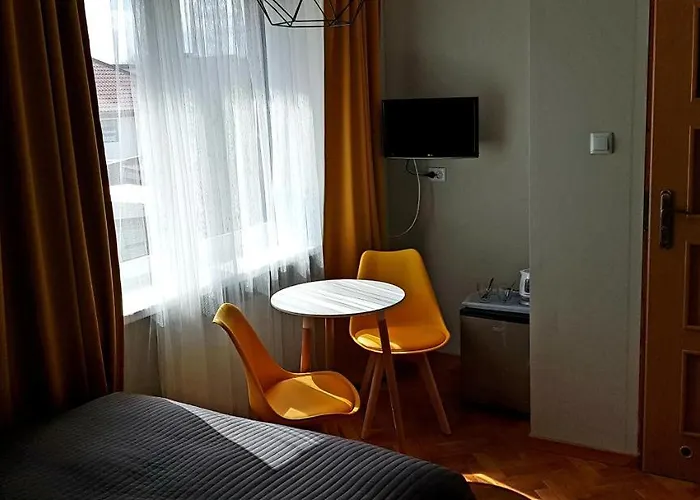 Merkado Alojamento de Acomodação e Pequeno-almoço Darlowko